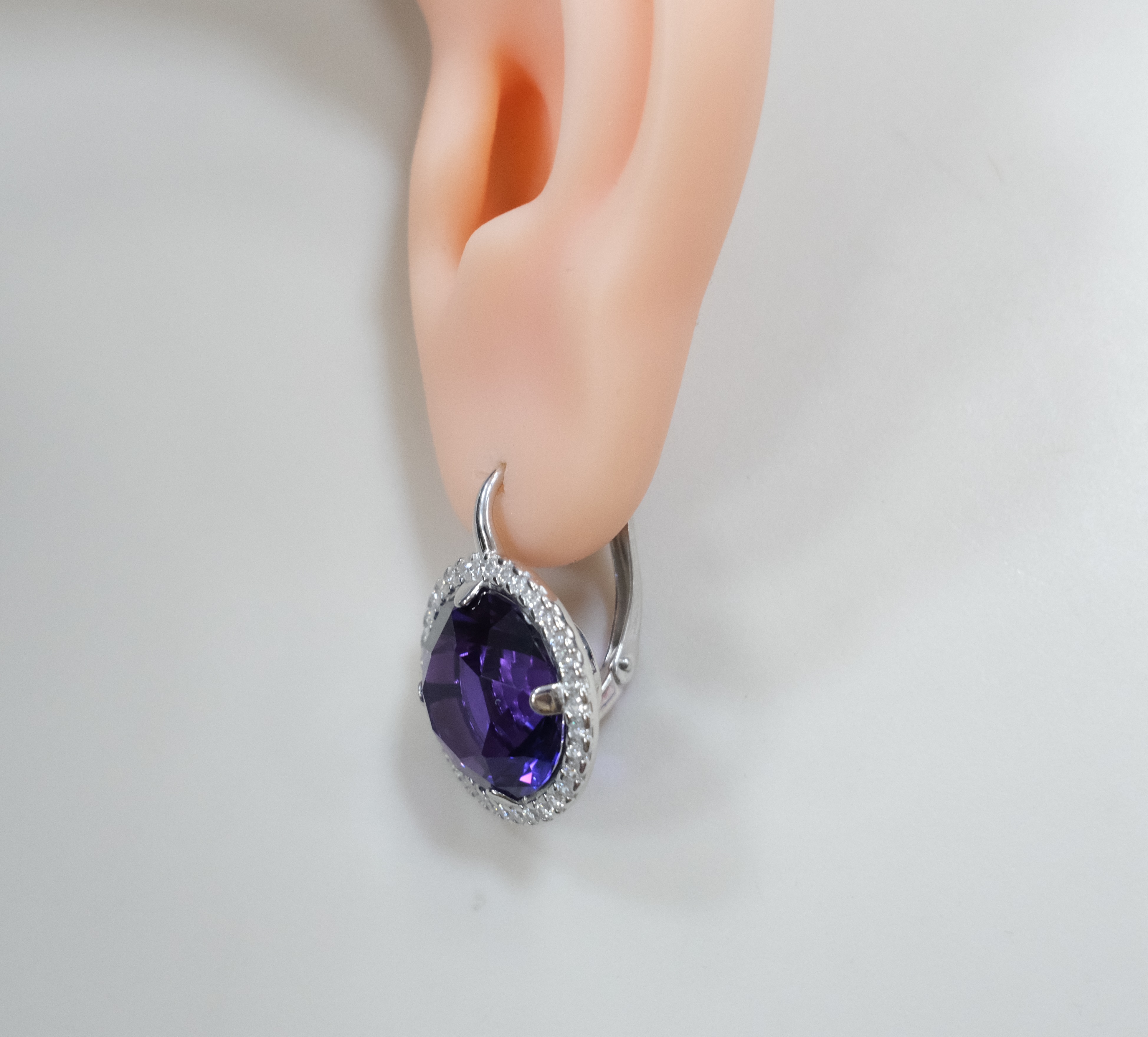 Серебряные серьги с аметистами